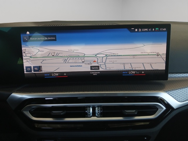 BMW Serie 3 320d color Azul. Año 2024. 140KW(190CV). Diésel. En concesionario GANDIA Automoviles Fersan, S.A. de Valencia