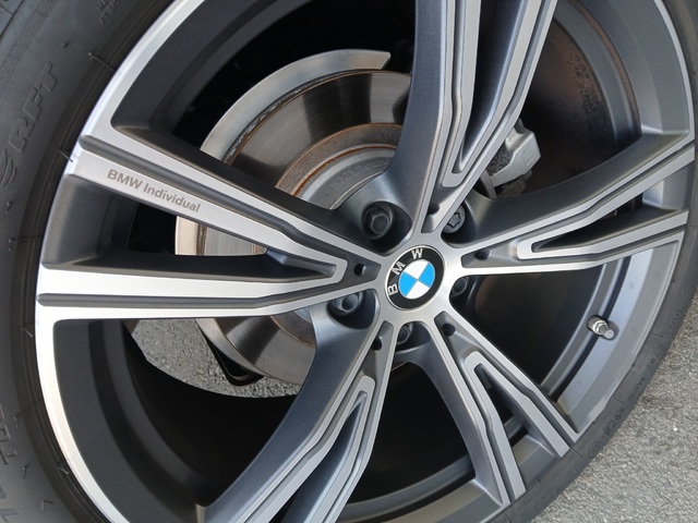 BMW Serie 3 320d color Azul. Año 2024. 140KW(190CV). Diésel. En concesionario GANDIA Automoviles Fersan, S.A. de Valencia