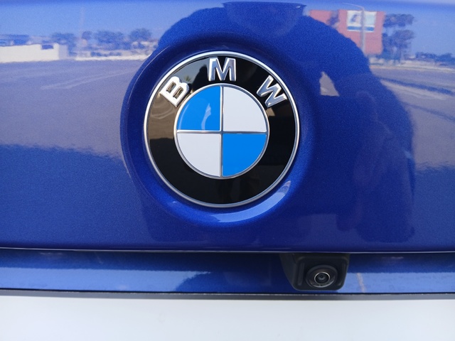BMW Serie 3 320d color Azul. Año 2024. 140KW(190CV). Diésel. En concesionario GANDIA Automoviles Fersan, S.A. de Valencia