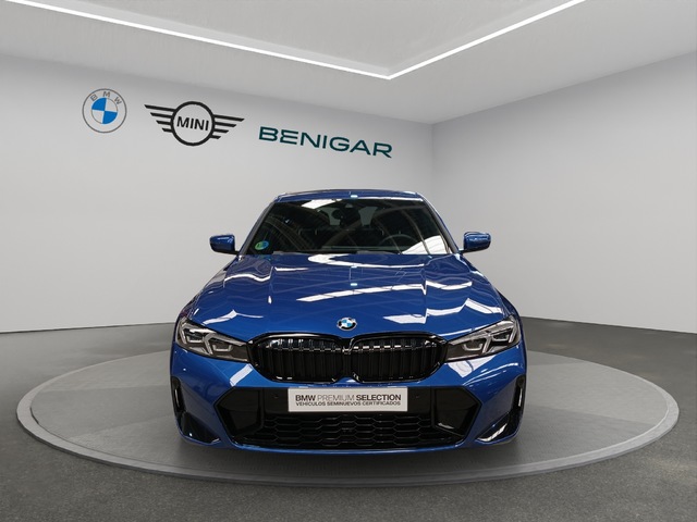 BMW Serie 3 318d color Azul. Año 2024. 110KW(150CV). Diésel. En concesionario SAN JUAN Automoviles Fersan S.A. de Alicante