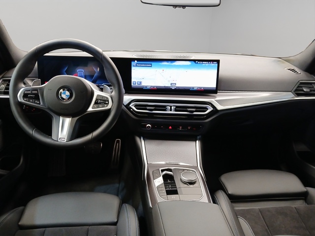BMW Serie 3 318d color Azul. Año 2024. 110KW(150CV). Diésel. En concesionario SAN JUAN Automoviles Fersan S.A. de Alicante