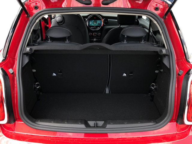fotoG 18 del MINI MINI 3 Puertas Cooper 100 kW (136 CV) 136cv Gasolina del 2021 en Madrid