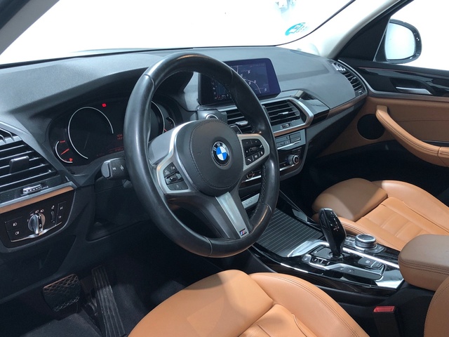 BMW X3 xDrive20d color Negro. Año 2021. 140KW(190CV). Diésel. En concesionario Auto Premier, S.A. - MADRID de Madrid