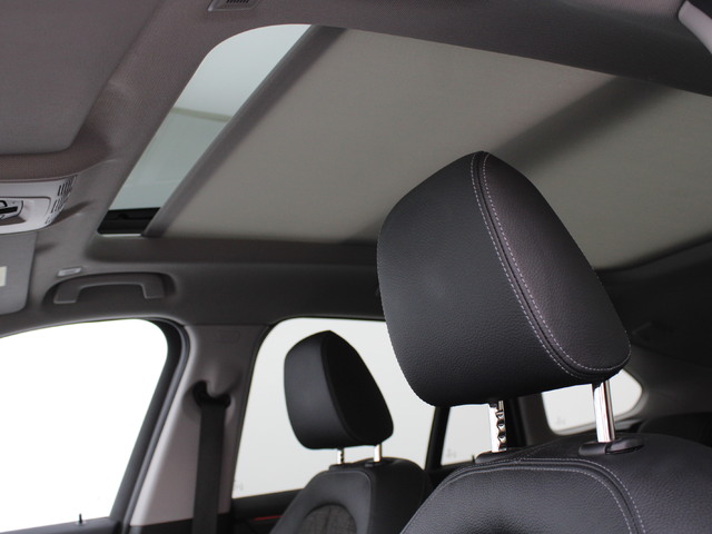 BMW X1 sDrive18d color Gris Plata. Año 2021. 110KW(150CV). Diésel. En concesionario Augusta Aragon S.A. de Zaragoza