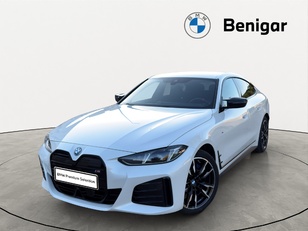 Fotos de BMW i4 M50 color Blanco. Año 2025. 400KW(544CV). Eléctrico. En concesionario GANDIA Automoviles Fersan, S.A. de Valencia