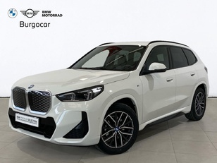 Fotos de BMW iX1 eDrive20 color Blanco. Año 2025. 150KW(204CV). Eléctrico. En concesionario Burgocar (Bmw y Mini) de Burgos