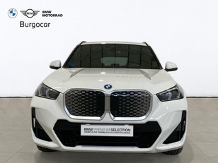 Fotos de BMW iX1 eDrive20 color Blanco. Año 2025. 150KW(204CV). Eléctrico. En concesionario Burgocar (Bmw y Mini) de Burgos