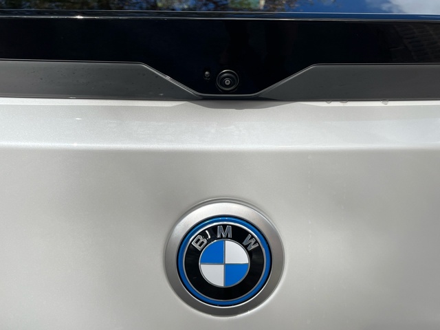 BMW iX2 xDrive30 color Blanco. Año 2025. 230KW(313CV). Eléctrico. En concesionario Murcia Premium S.L. AV DEL ROCIO de Murcia