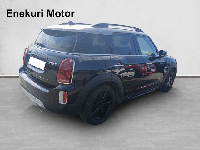 fotoG 3 del MINI MINI Countryman Cooper 100 kW (136 CV) 136cv Gasolina del 2021 en Vizcaya