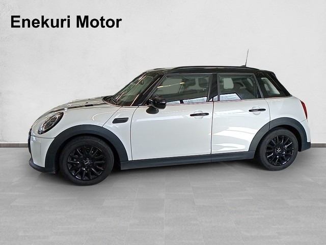 fotoG 2 del MINI MINI 5 Puertas Cooper 100 kW (136 CV) 136cv Gasolina del 2023 en Vizcaya