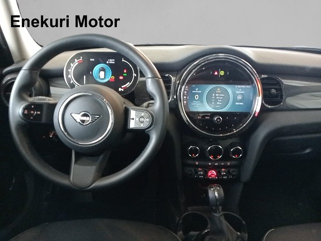 fotoG 6 del MINI MINI 5 Puertas Cooper 100 kW (136 CV) 136cv Gasolina del 2023 en Vizcaya