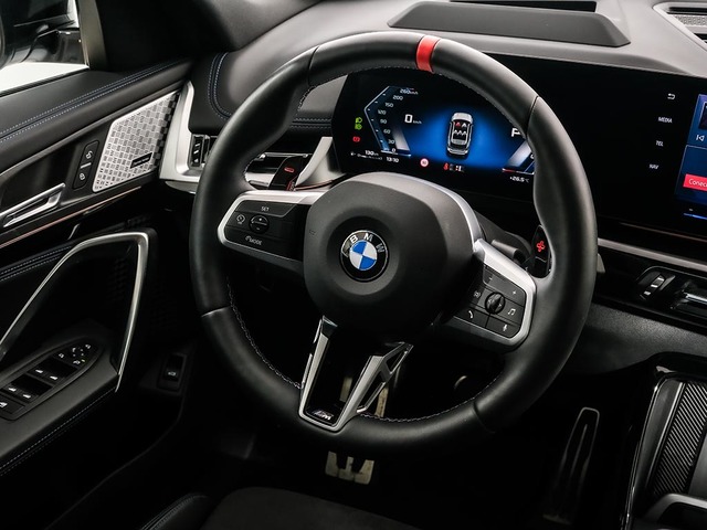 BMW X1 M35i color Blanco. Año 2025. 221KW(300CV). Gasolina. En concesionario Oliva Motor Tarragona de Tarragona
