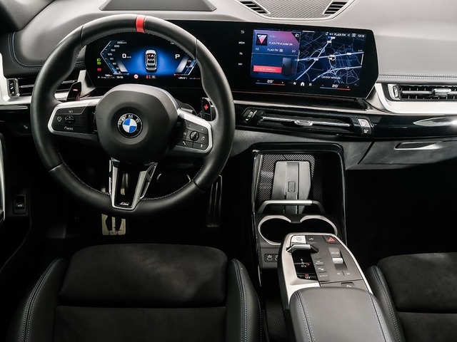 BMW X1 M35i color Blanco. Año 2025. 221KW(300CV). Gasolina. En concesionario Oliva Motor Tarragona de Tarragona