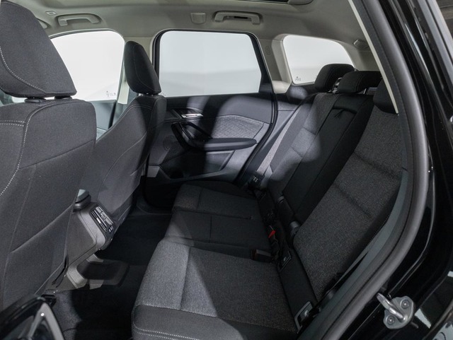 BMW X1 sDrive18i color Negro. Año 2024. 100KW(136CV). Gasolina. En concesionario Oliva Motor Girona de Girona