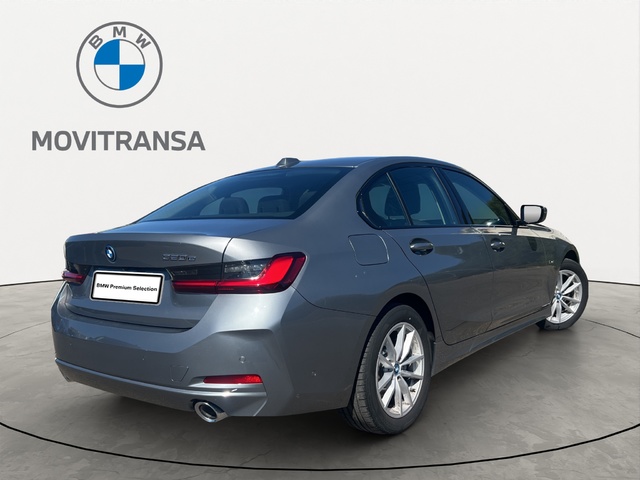 Foto 4 BMW Serie 3 320e 150 kW (204 CV)