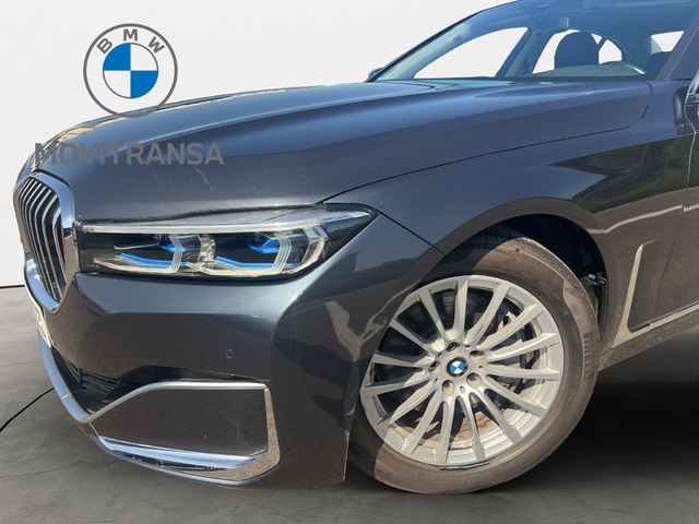 BMW Serie 7 730d color Gris. Año 2020. 195KW(265CV). Diésel. En concesionario Movitransa Cars Jerez de Cádiz