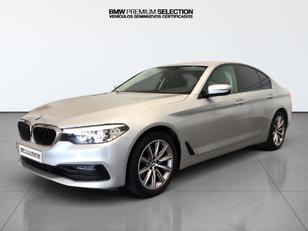 Fotos de BMW Serie 5 520i color Gris Plata. Año 2020. 135KW(184CV). Gasolina. En concesionario Automotor Premium Marbella - Málaga de Málaga