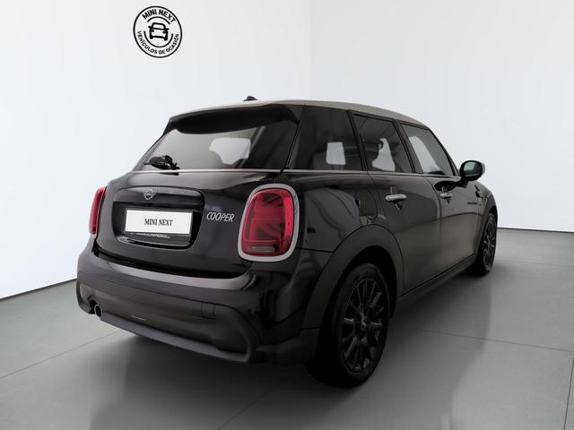 fotoG 3 del MINI MINI 5 Puertas Cooper 100 kW (136 CV) 136cv Gasolina del 2021 en Málaga