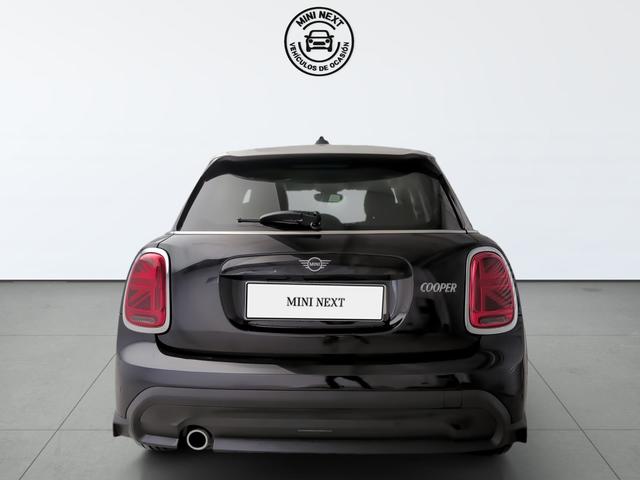 fotoG 4 del MINI MINI 5 Puertas Cooper 100 kW (136 CV) 136cv Gasolina del 2021 en Málaga