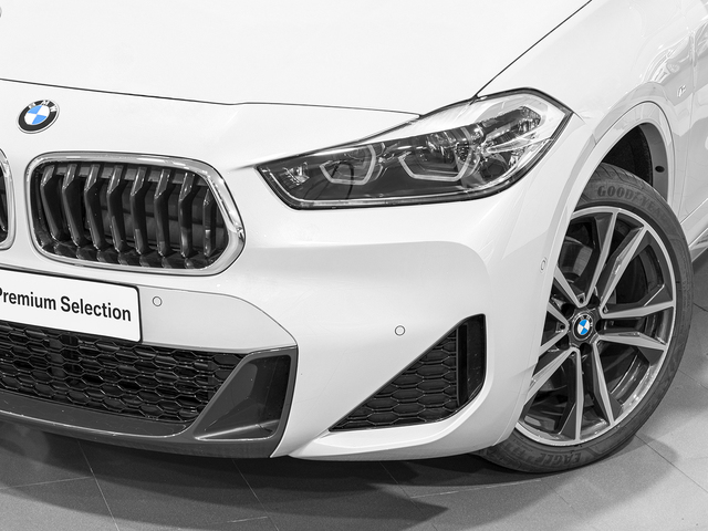 BMW X2 sDrive20i color Blanco. Año 2020. 131KW(178CV). Gasolina. En concesionario Caetano Cuzco, Alcalá de Madrid