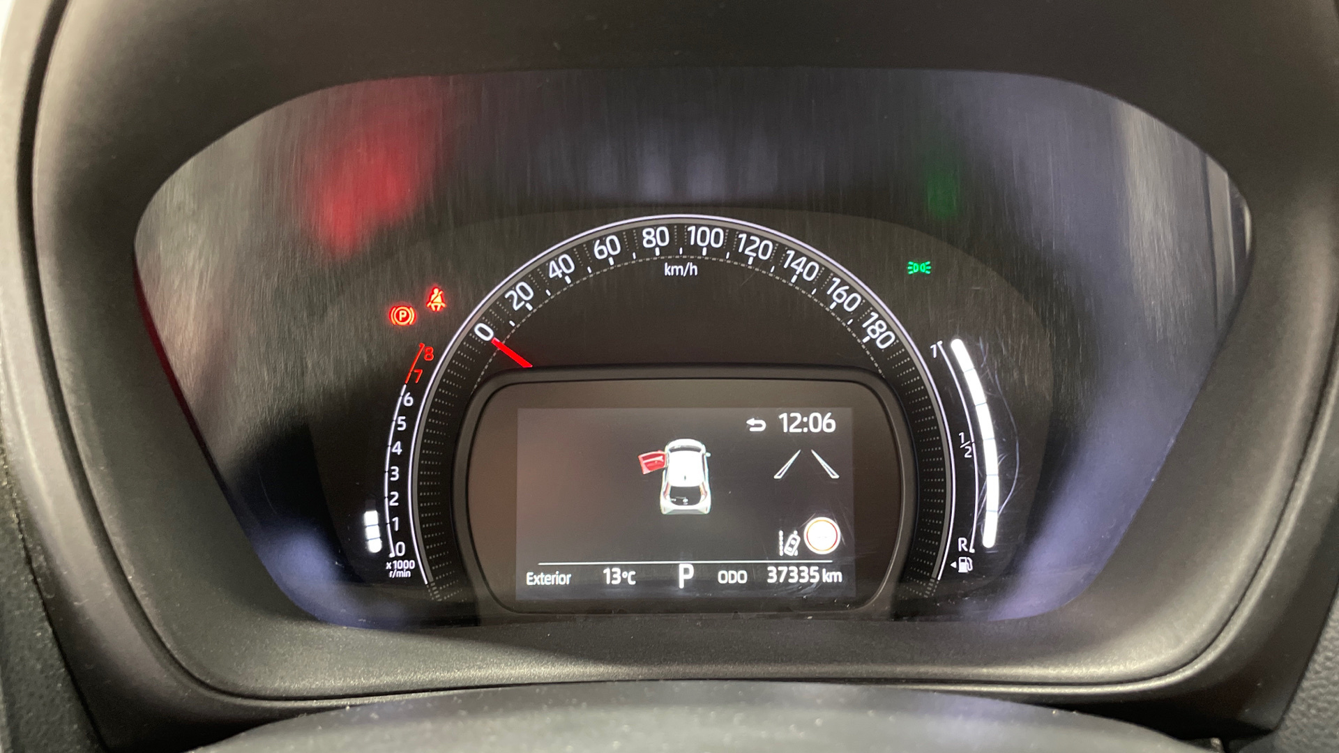 Toyota Aygo X Cross 1.0 VVT-i - 10