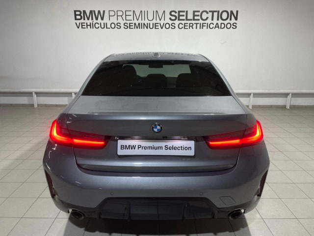 BMW Serie 3 318d color Gris. Año 2024. 110KW(150CV). Diésel. En concesionario Hispamovil Elche de Alicante