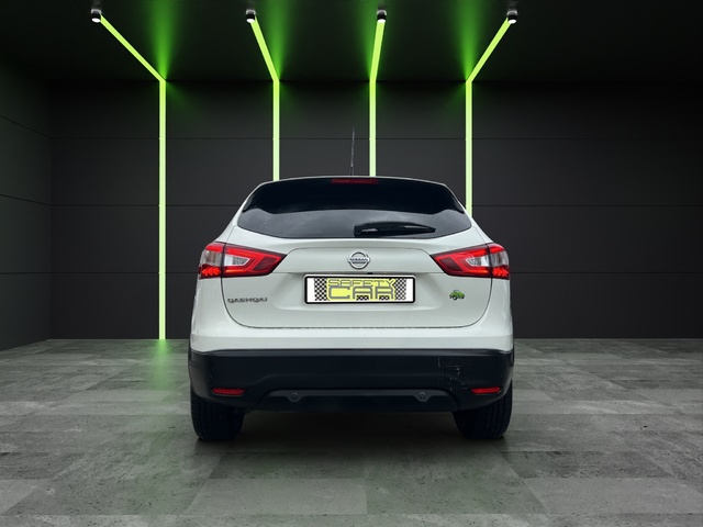 Nissan Qashqai DIG-T 115 Visia 4x2 85 kW (115 CV)