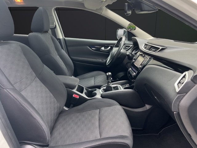 Nissan Qashqai DIG-T 115 Visia 4x2 85 kW (115 CV)