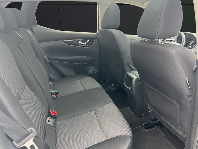 Nissan Qashqai DIG-T 115 Visia 4x2 85 kW (115 CV)