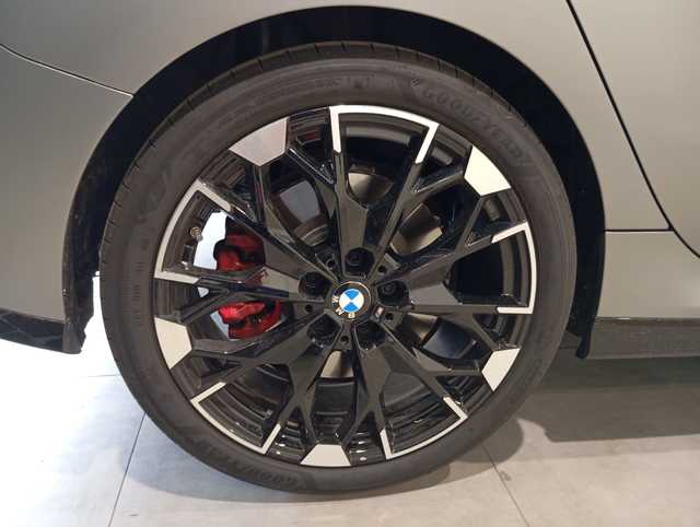 BMW Serie 1 M135i color Gris. Año 2024. 221KW(300CV). Gasolina. En concesionario Motor Munich - Terrassa - VO de Barcelona