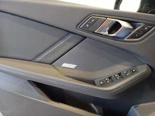 BMW Serie 1 M135i color Gris. Año 2024. 221KW(300CV). Gasolina. En concesionario Motor Munich - Terrassa - VO de Barcelona