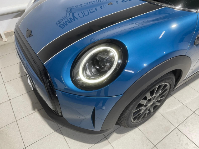 fotoG 5 del MINI MINI 5 Puertas Cooper 100 kW (136 CV) 136cv Gasolina del 2022 en Alicante