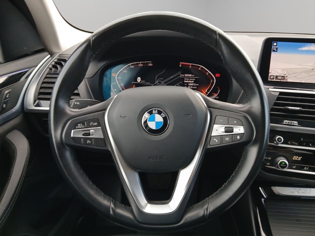 BMW X3 xDrive20d color Gris. Año 2019. 140KW(190CV). Diésel. En concesionario GANDIA Automoviles Fersan, S.A. de Valencia