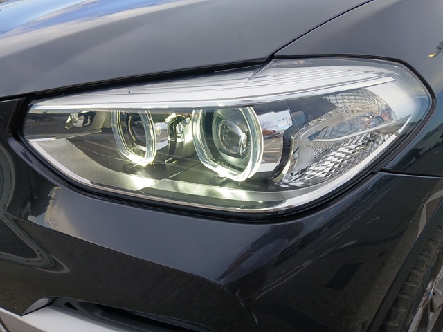 BMW X3 xDrive20d color Gris. Año 2019. 140KW(190CV). Diésel. En concesionario GANDIA Automoviles Fersan, S.A. de Valencia