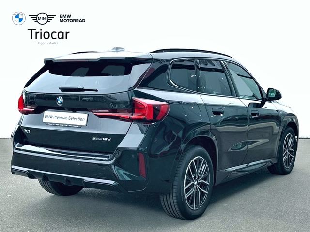 BMW X1 sDrive18d color Negro. Año 2024. 110KW(150CV). Diésel. En concesionario Triocar Gijón (Bmw y Mini) de Asturias