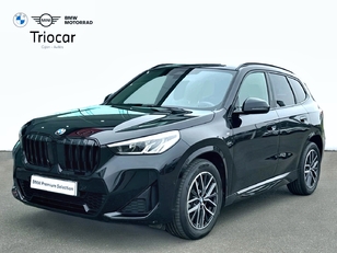 Fotos de BMW X1 sDrive18d color Negro. Año 2024. 110KW(150CV). Diésel. En concesionario Triocar Gijón (Bmw y Mini) de Asturias