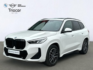Fotos de BMW X1 sDrive18d color Blanco. Año 2024. 110KW(150CV). Diésel. En concesionario Triocar Avilés (Bmw y Mini) de Asturias