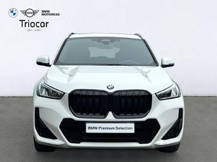Fotos de BMW X1 sDrive18d color Blanco. Año 2024. 110KW(150CV). Diésel. En concesionario Triocar Avilés (Bmw y Mini) de Asturias