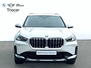 Fotos de BMW X1 sDrive18d color Blanco. Año 2024. 110KW(150CV). Diésel. En concesionario Triocar Gijón (Bmw y Mini) de Asturias
