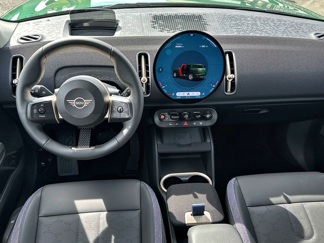 fotoG 6 del MINI MINI Countryman E 150 kW (204 CV) 204cv Eléctrico del 2025 en Asturias