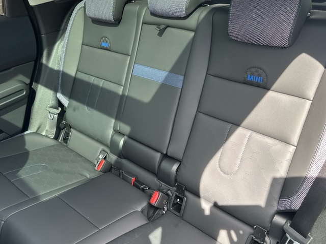fotoG 8 del MINI MINI Countryman E 150 kW (204 CV) 204cv Eléctrico del 2025 en Asturias
