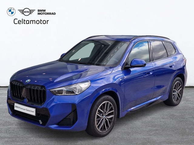 BMW X1 sDrive18d color Azul. Año 2024. 110KW(150CV). Diésel. En concesionario Celtamotor Pontevedra de Pontevedra