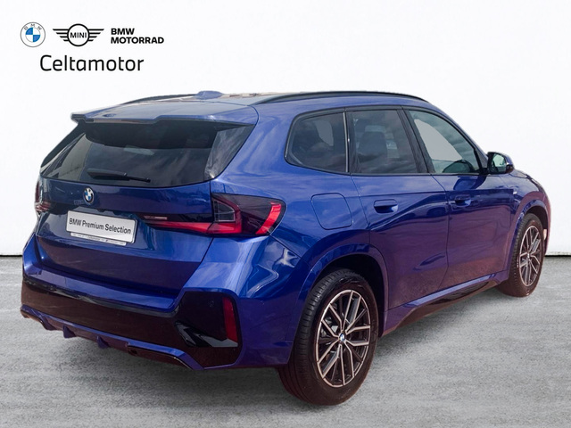 BMW X1 sDrive18d color Azul. Año 2024. 110KW(150CV). Diésel. En concesionario Celtamotor Pontevedra de Pontevedra