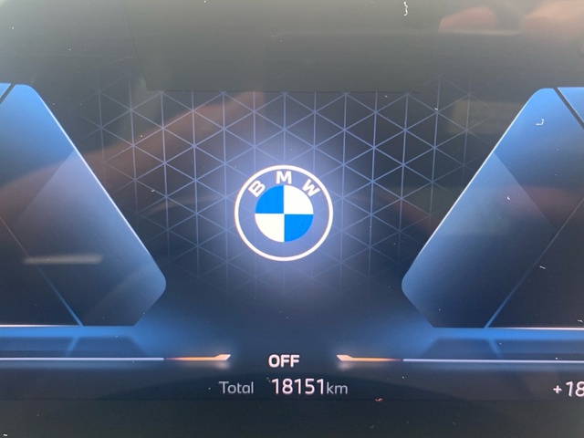 BMW X1 sDrive18d color Azul. Año 2024. 110KW(150CV). Diésel. En concesionario Celtamotor Pontevedra de Pontevedra