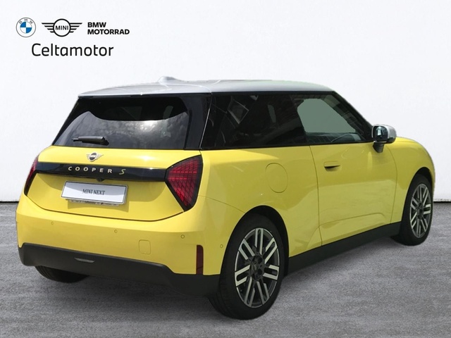 fotoG 3 del MINI MINI 3 Puertas Cooper SE 160 kW (218 CV) 218cv Eléctrico del 2024 en Pontevedra