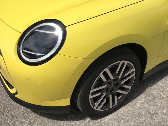 fotoG 5 del MINI MINI 3 Puertas Cooper SE 160 kW (218 CV) 218cv Eléctrico del 2024 en Pontevedra