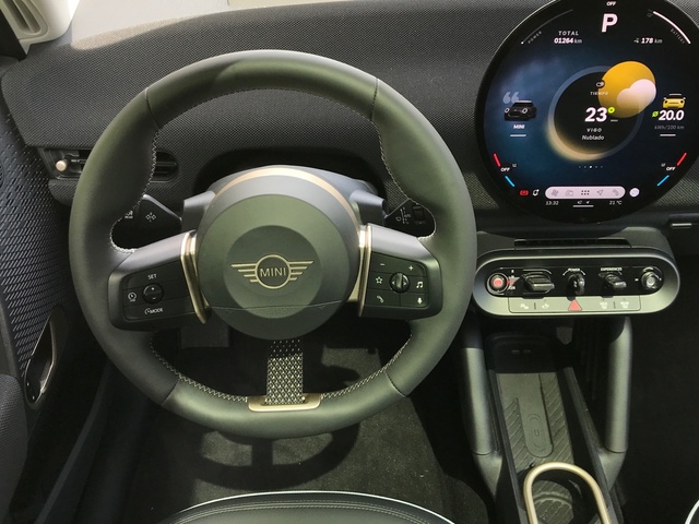 fotoG 11 del MINI MINI 3 Puertas Cooper SE 160 kW (218 CV) 218cv Eléctrico del 2024 en Pontevedra