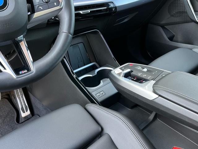 BMW X1 sDrive18d color Gris Plata. Año 2024. 110KW(150CV). Diésel. En concesionario Celtamotor Vigo de Pontevedra