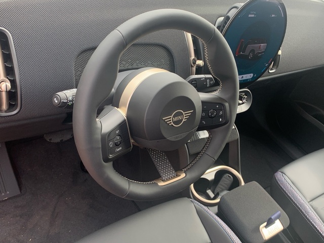 fotoG 10 del MINI MINI Countryman E 150 kW (204 CV) 204cv Eléctrico del 2025 en Pontevedra