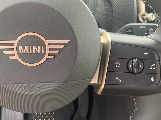 fotoG 13 del MINI MINI Countryman E 150 kW (204 CV) 204cv Eléctrico del 2025 en Pontevedra
